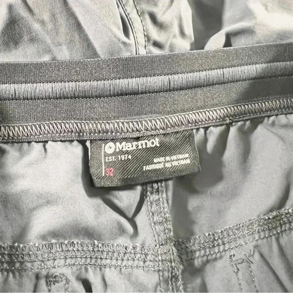 Marmot Gray Shorts - Picture 4 of 5